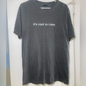 Comfort Colors Unisex Gray Graphic T-Shirt